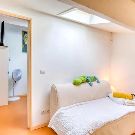 度假居 Maison - Avec Piscine 卡勒维松