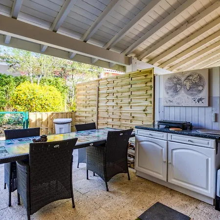 Maison - Avec Piscine קאלביסון