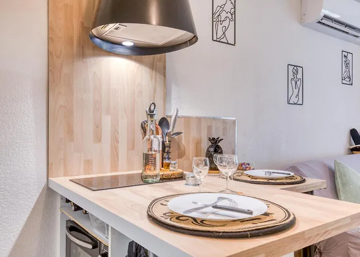 Maison - Avec Piscine *