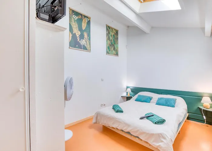 Maison - Avec Piscine *