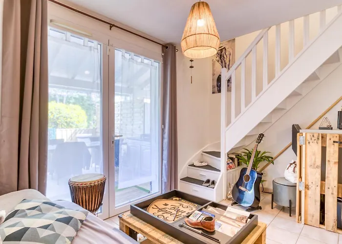 Maison - Avec Piscine